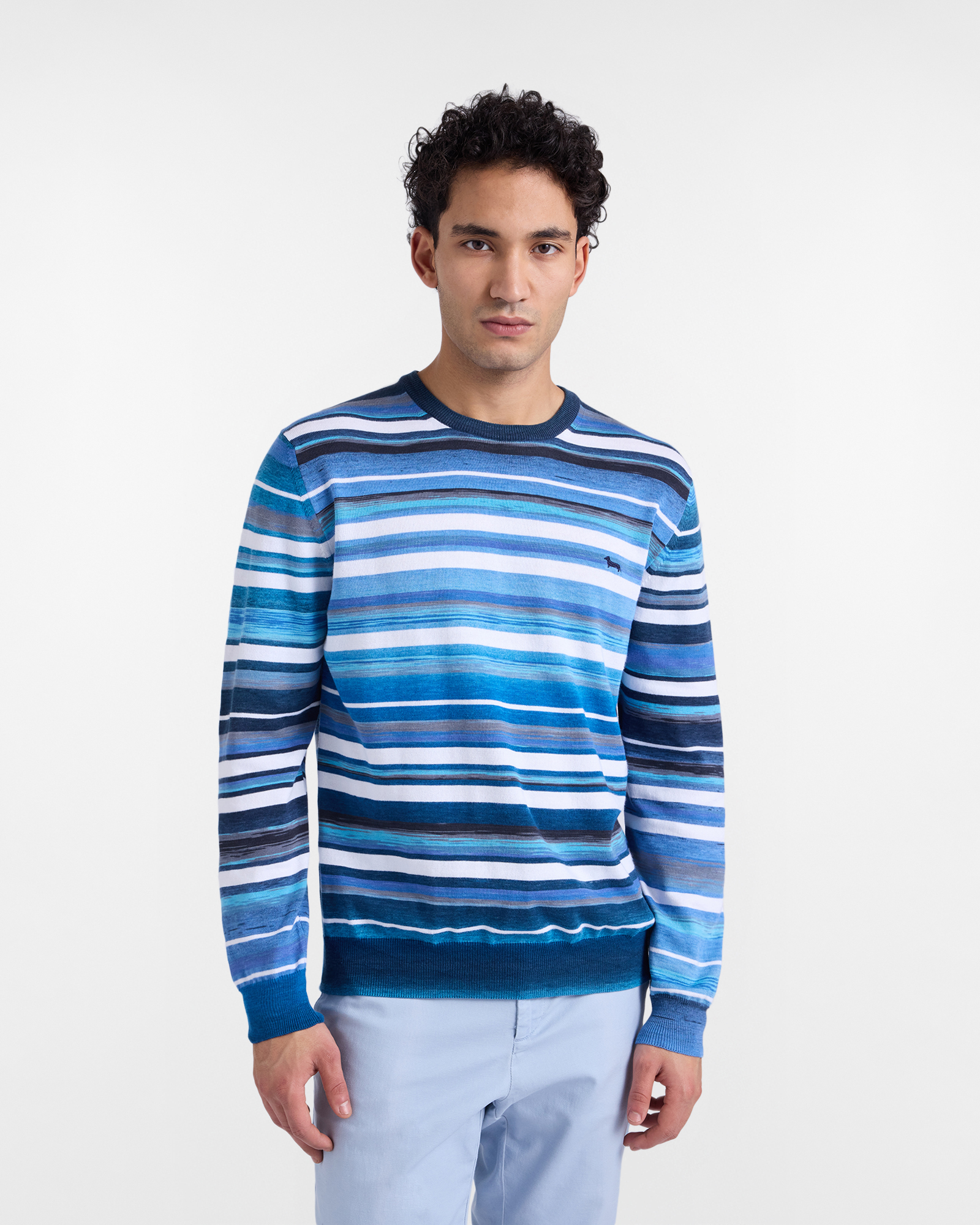 Crewneck pullover with faded stripes