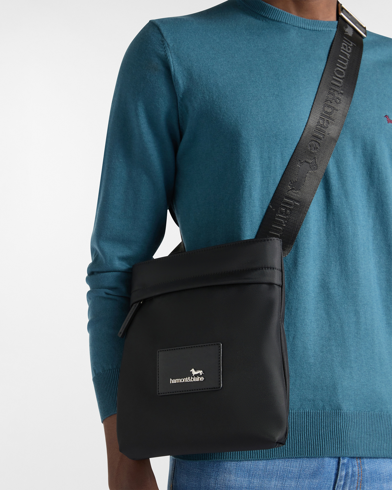 Weekend Crossbody Bag, Black, large image number 3