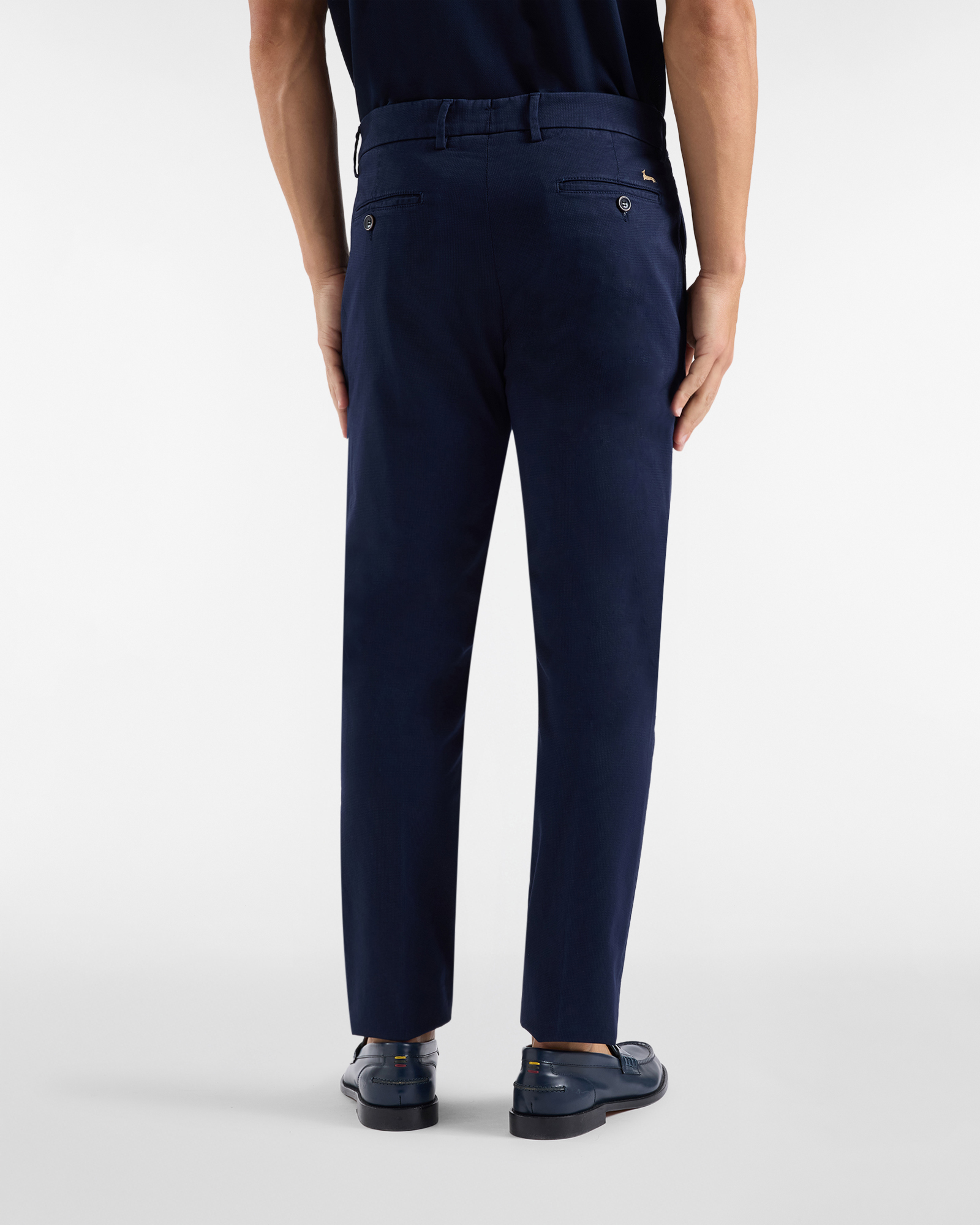 Men's narrow-fit chino pants with micro pattern
