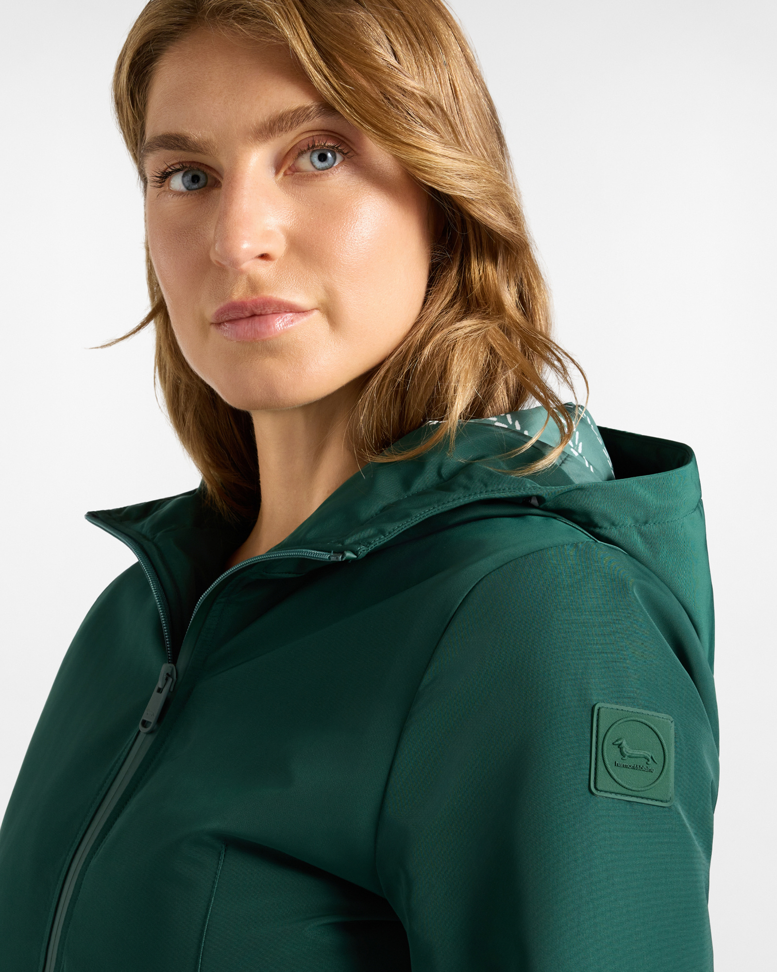 Women&rsquo;s green technical nylon hooded jacket, GREEN, large image number 2