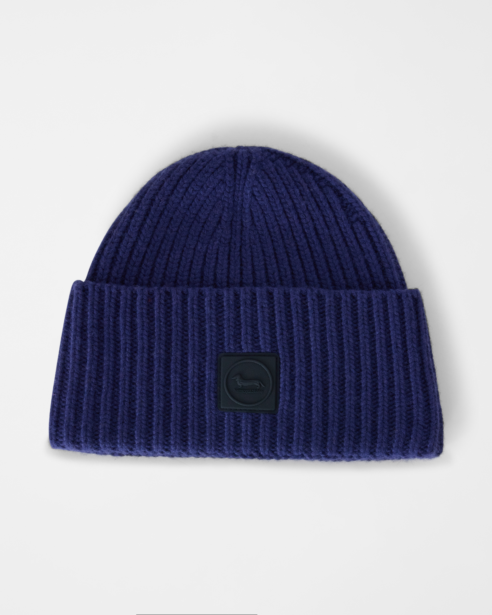 Men&rsquo;s wool and cashmere blend beanie with dark purple dachshund patch