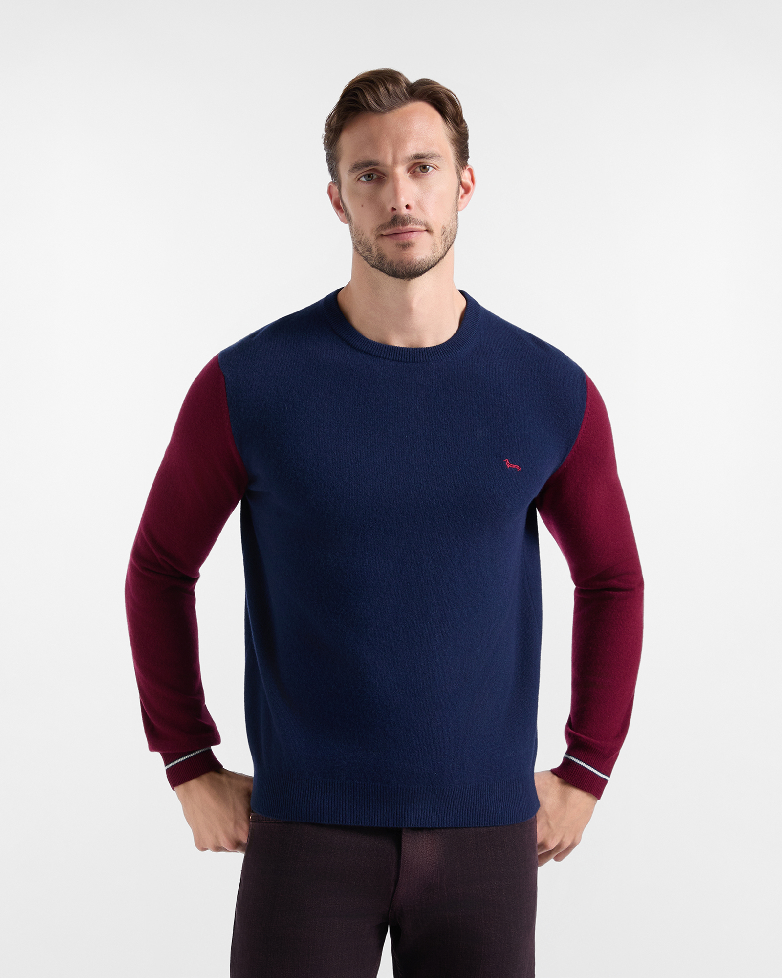 Men's regular fit sweater in a blue cashmere blend