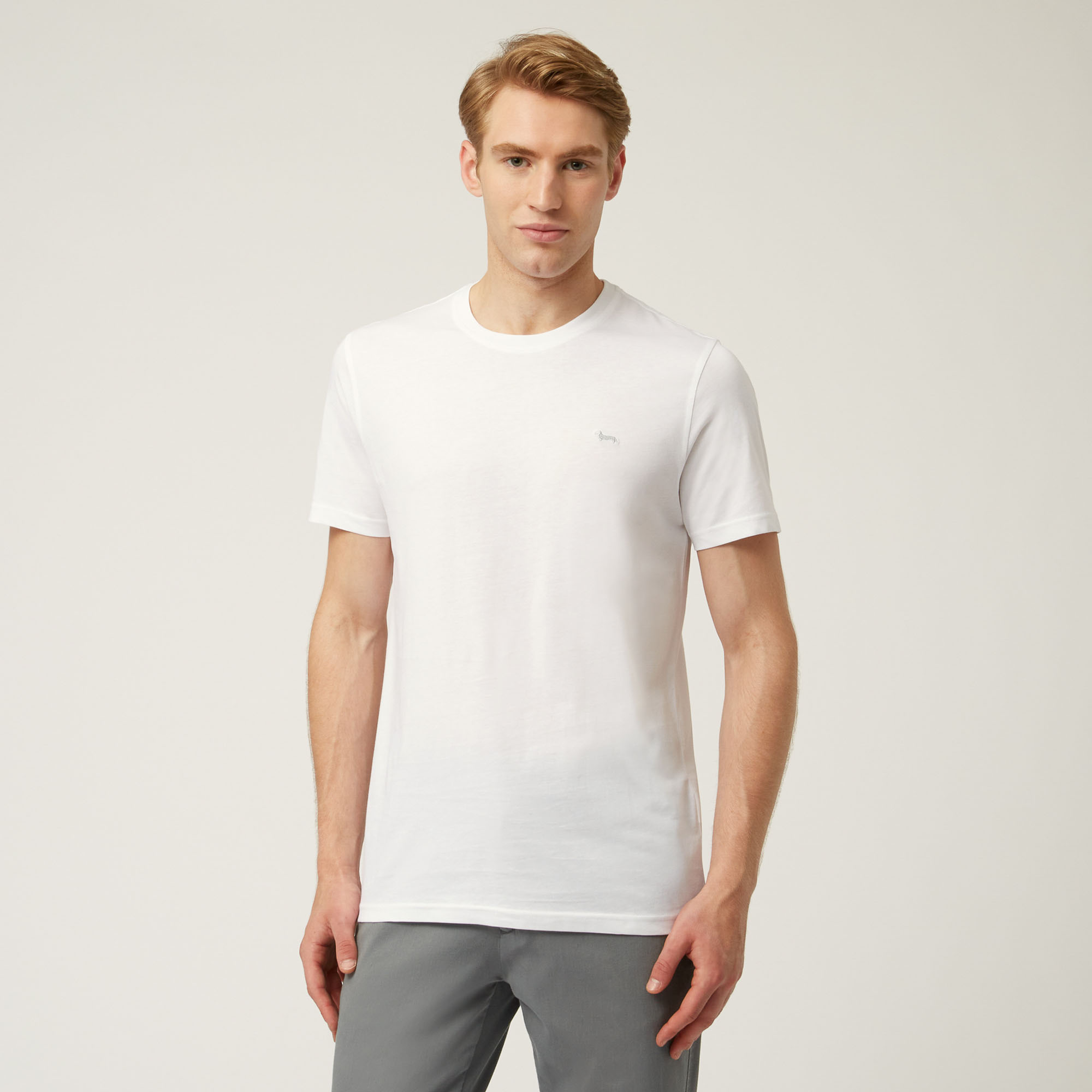 Essentials t shirt in plain coloured cotton