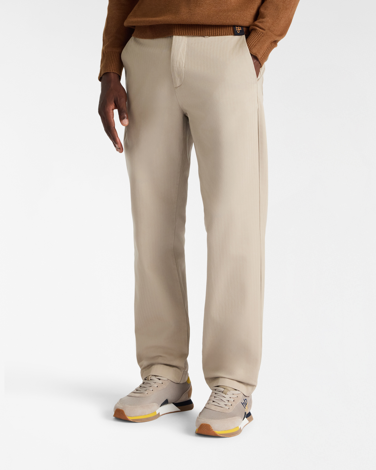 Pantaloni Cargo Carrot Fit con Tasche Applicate
