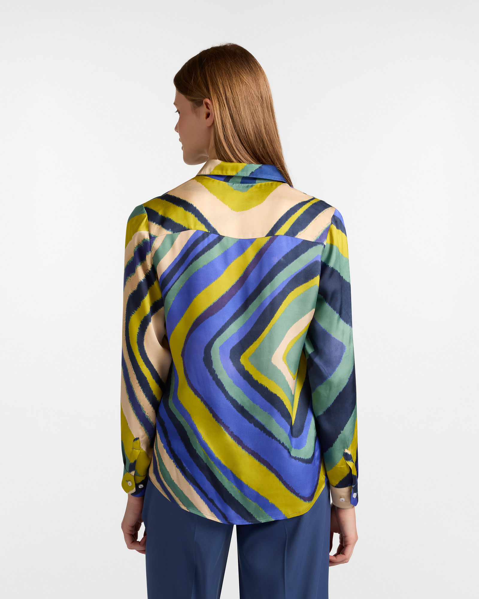 Soft Shirt with Wave Print