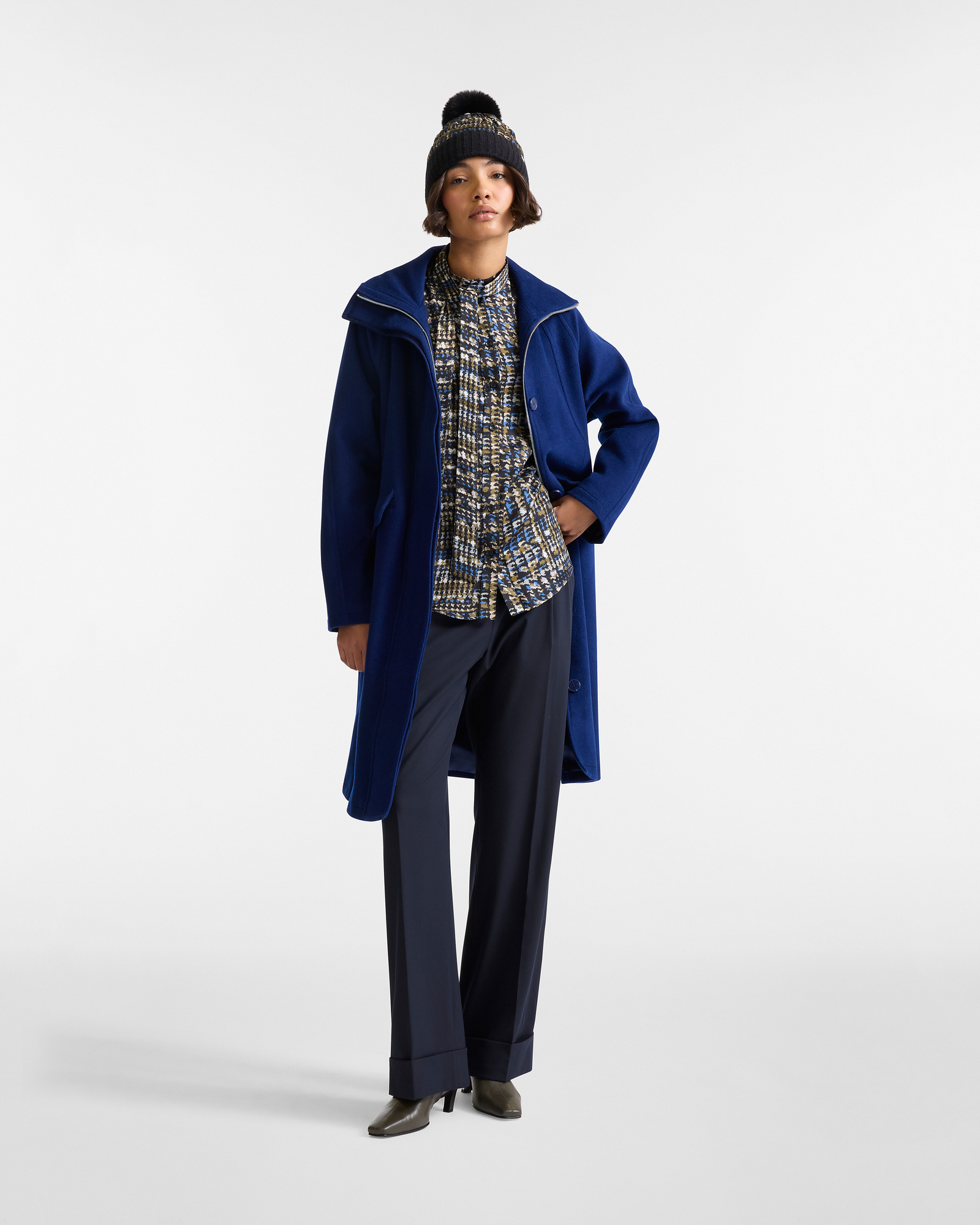 Fluid High-Waisted Trousers, Navy Blue, large image number 3