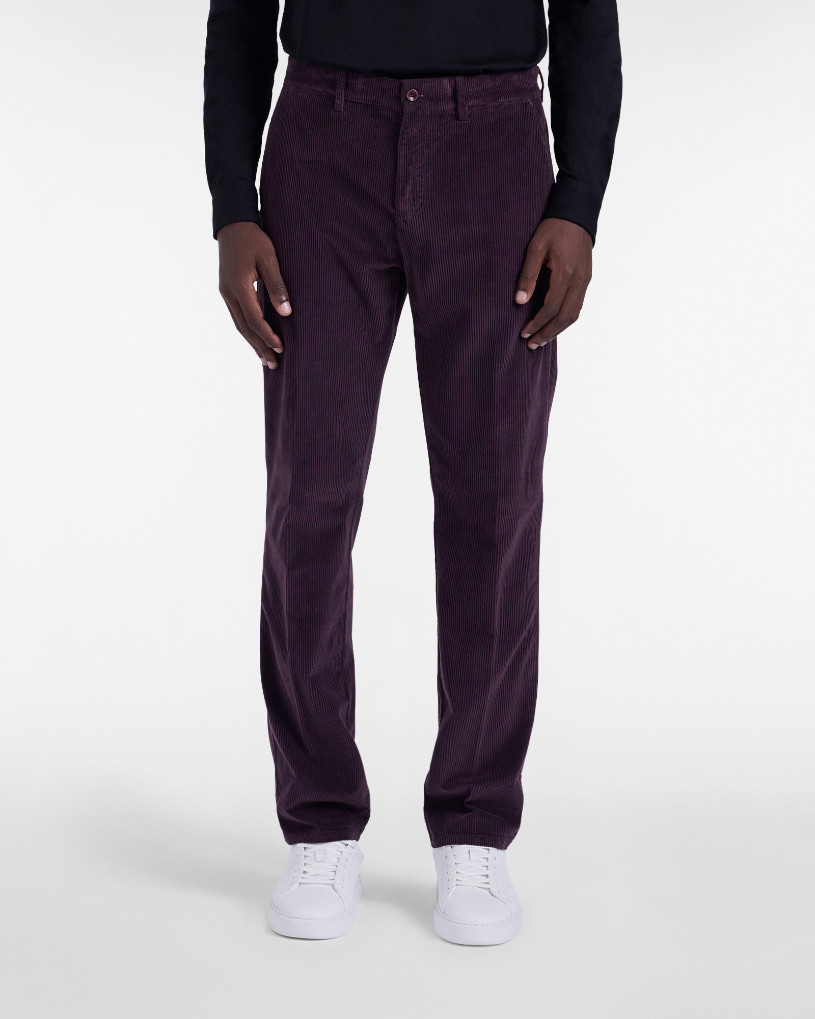 Chino Trousers in Corduroy, Dark Red, large