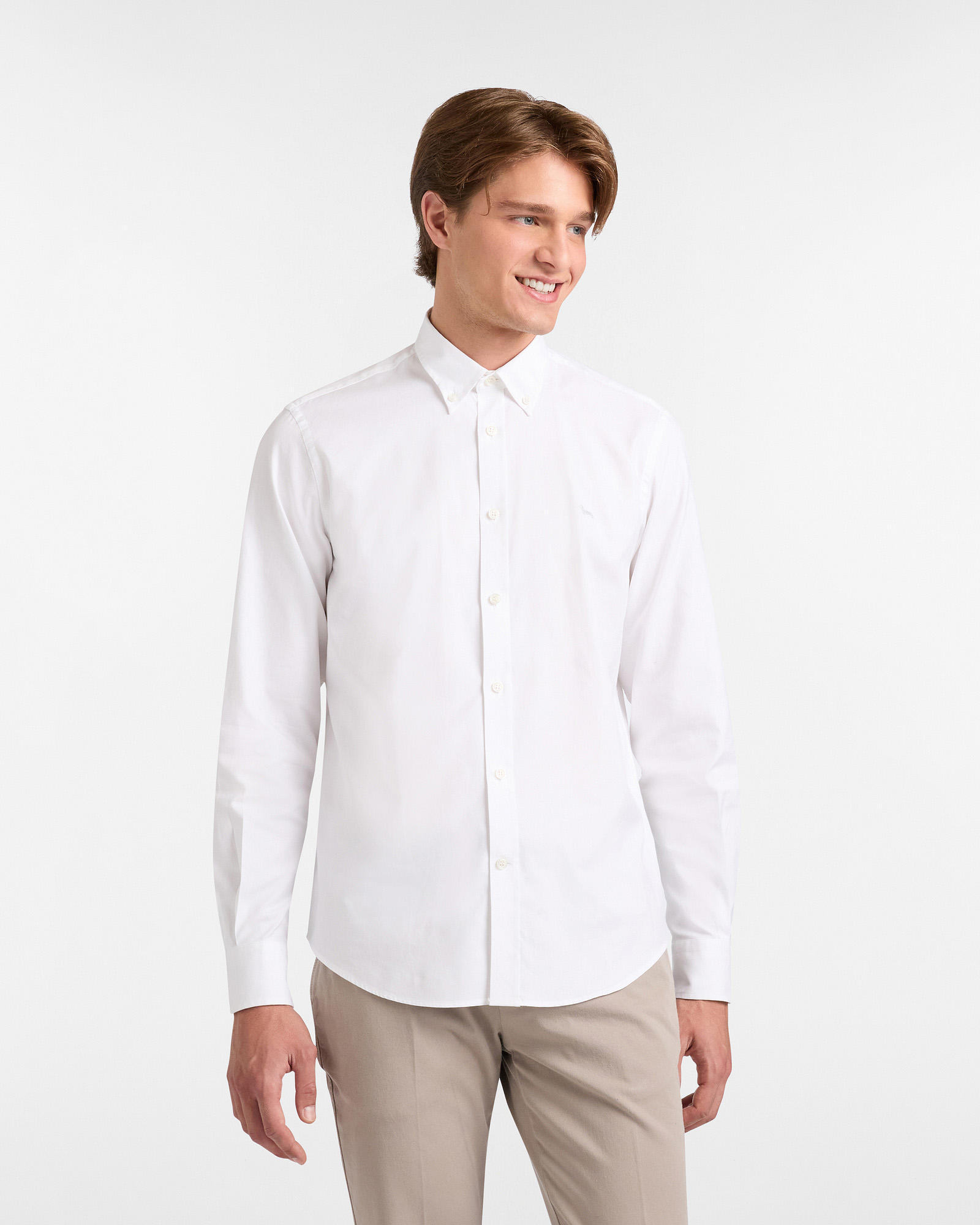 Camisa Essentials de algodón liso