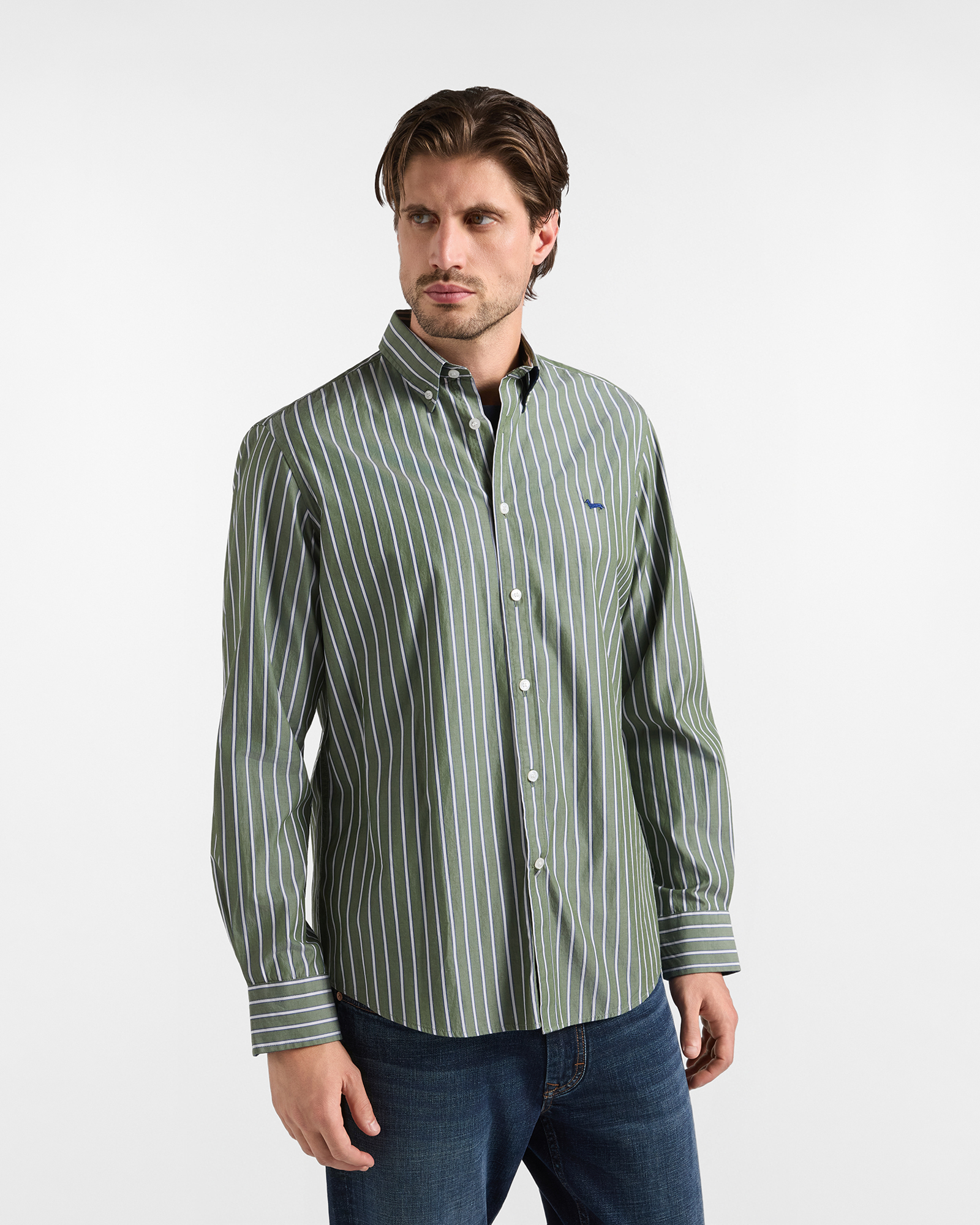 Men's regular-fit green shirt with regimental stripes