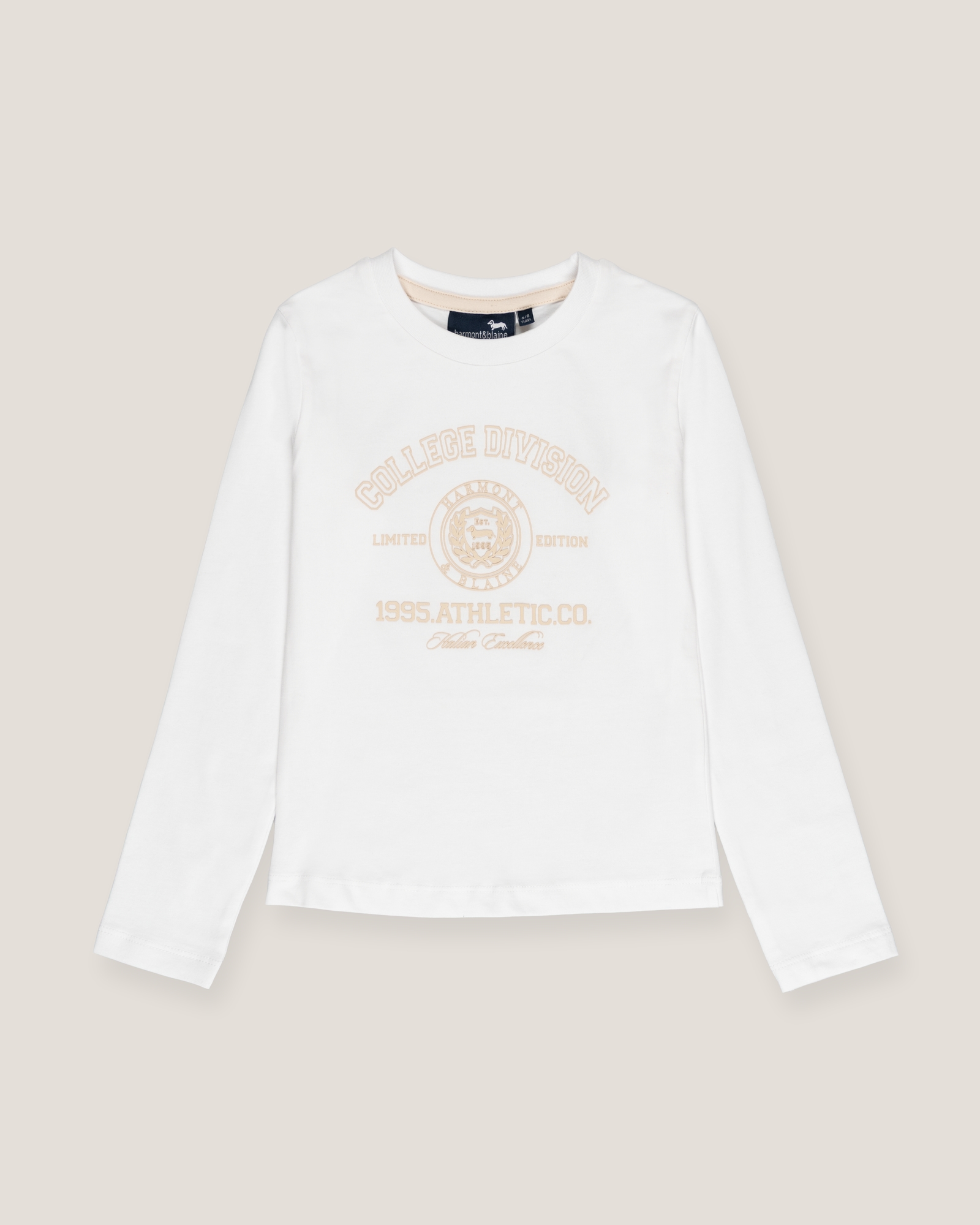 Long-sleeve t-shirt