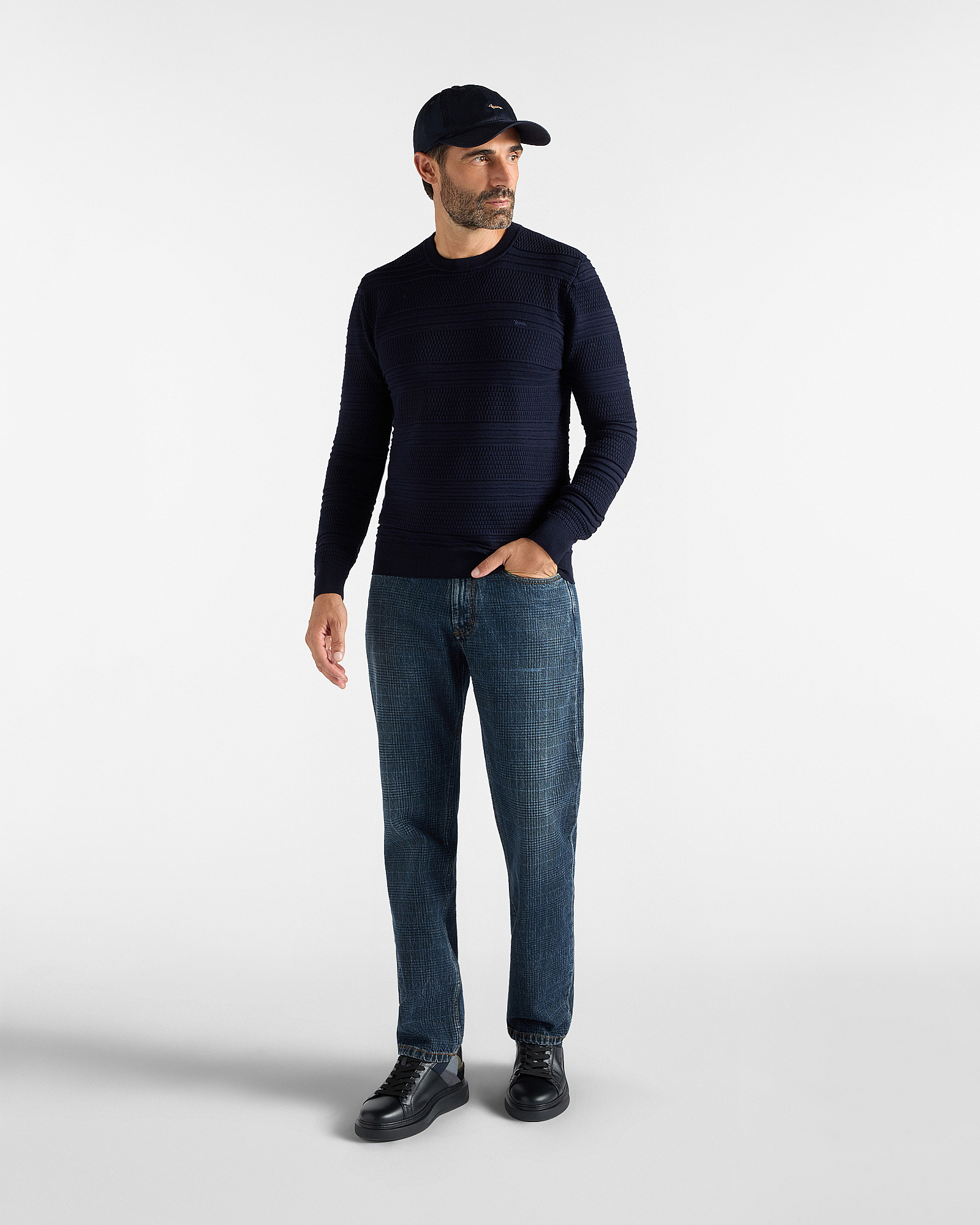 3D SOLID-COLOR CREW NECK, NAVY BLUE, large image number 3