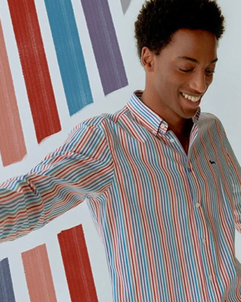 Harmont & Blaine celebrates its 25th anniversary, and its history of challenges and achievements, with the release of an exclusive collection of 25 striped shirts inspired by the Mediterranean soul and style at the core of the brand since 1995. The signature pattern is reinterpreted with a contemporary twist playing with natural hues and vivid colors on sustainable and preferred materials.