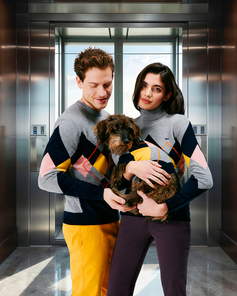 Harmont & Blaine is launching a special capsule collection dedicated to our beloved four-legged friends, the iconic symbol of the brand.